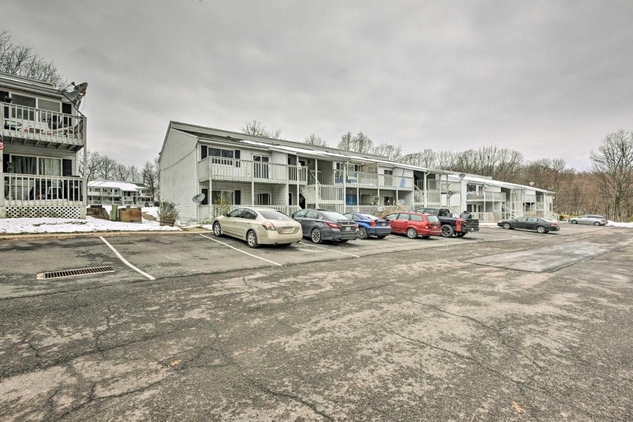 Mount Pocono Condo With Balcony, Near Mt Airy Casino Eksteriør bilde